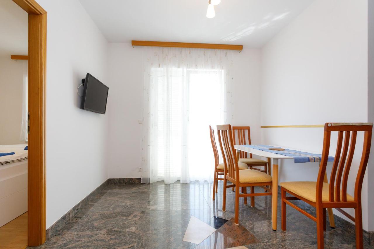 Apartments Lacic Veglia Exterior foto