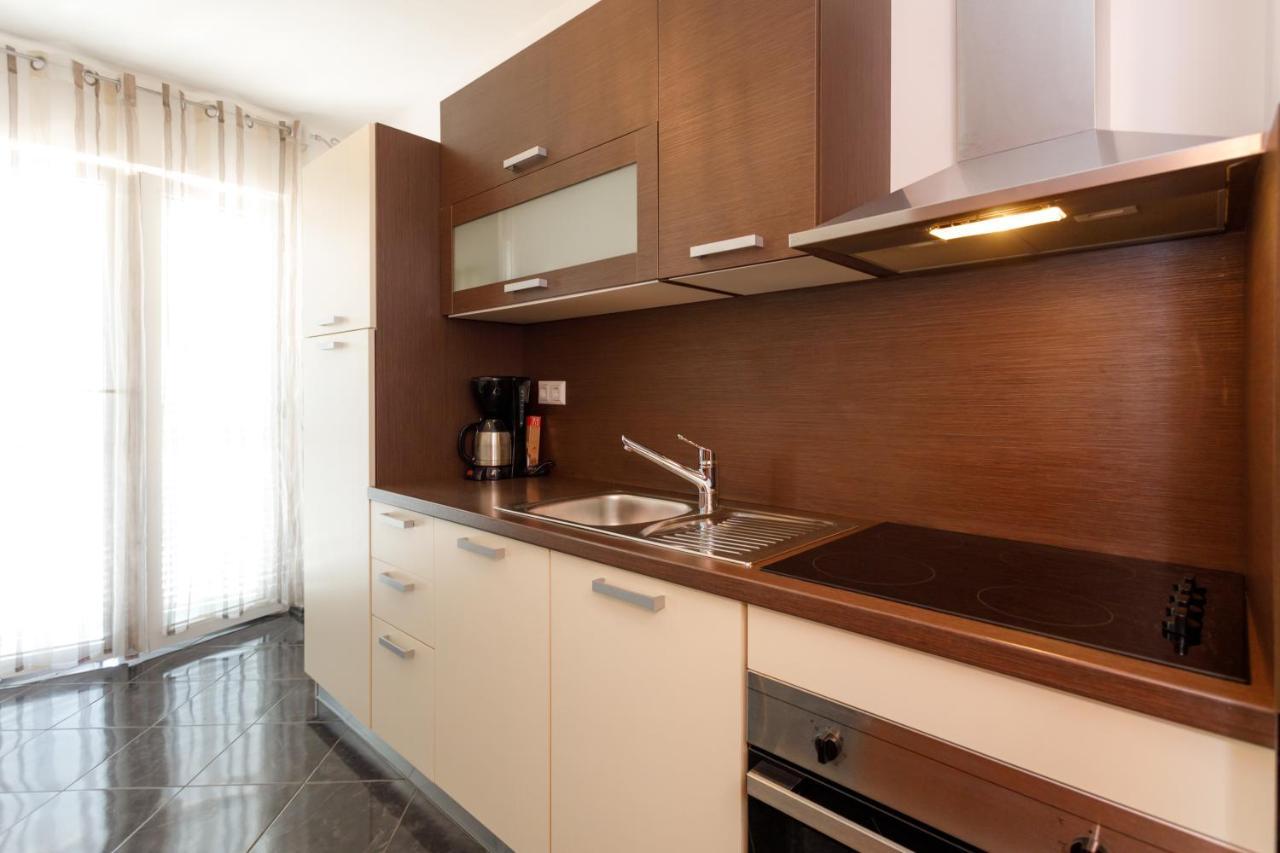 Apartments Lacic Veglia Exterior foto